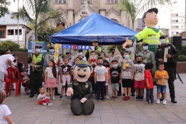 Los Niños de La Estrella Decimos: La Estrella Brilla sin Pólvora